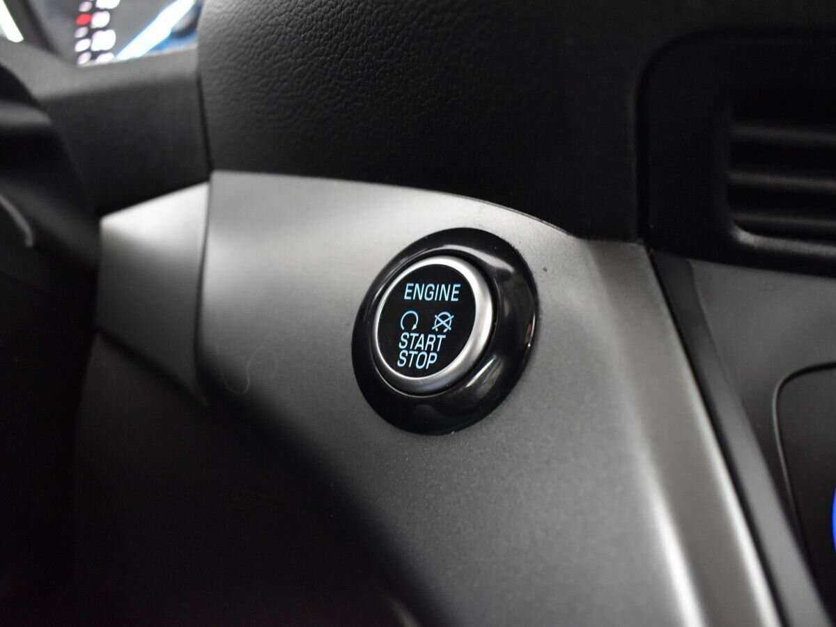 Б/У Форд Куга 2017 года. Фото: #13