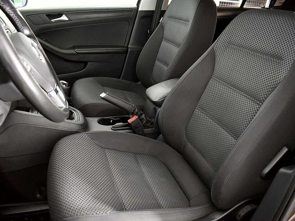 Б/У Фольксваген Джетта 2014 года. Фото: #6