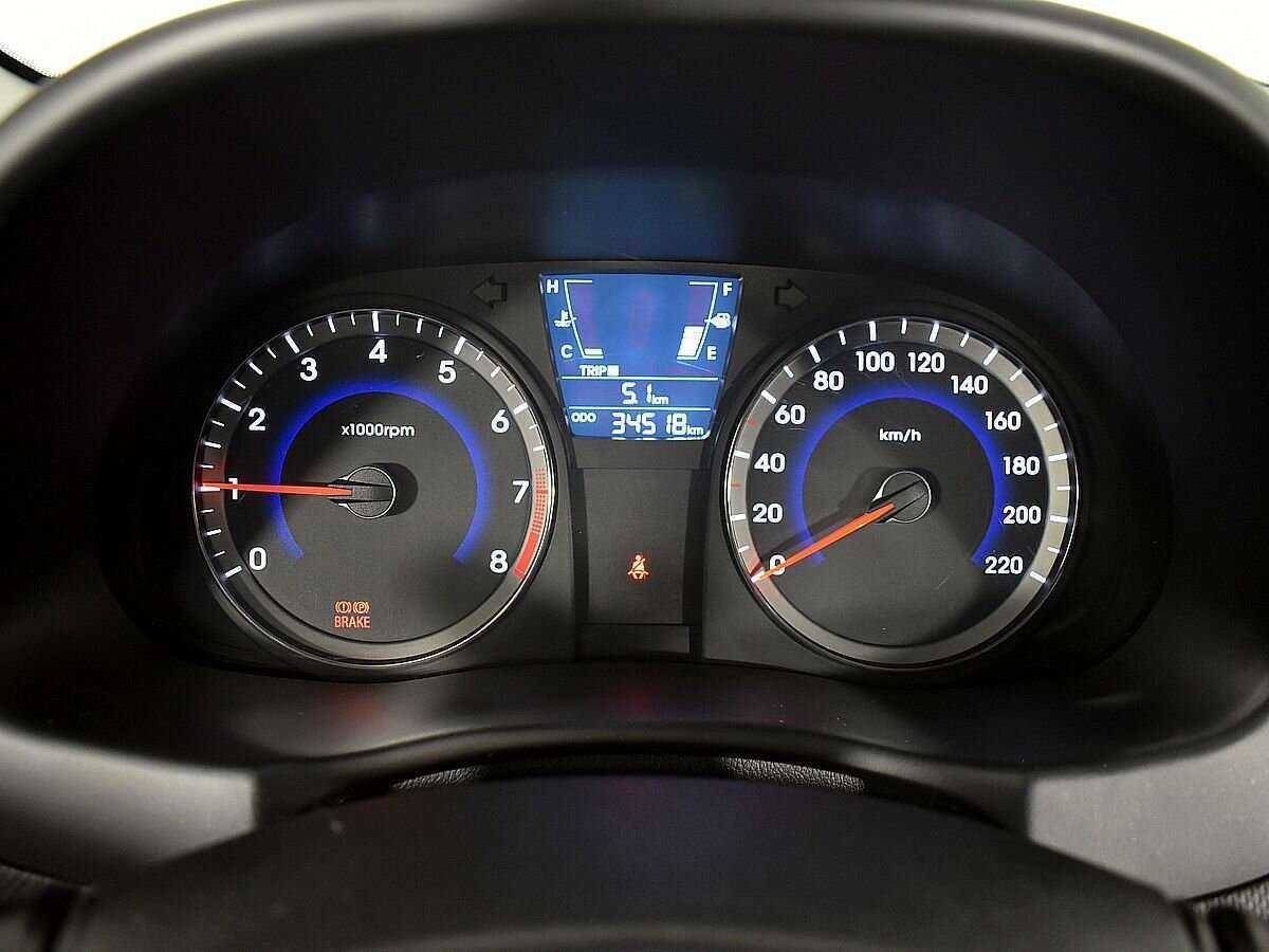 Б/У Хендай Солярис 2014 года. Фото: #11