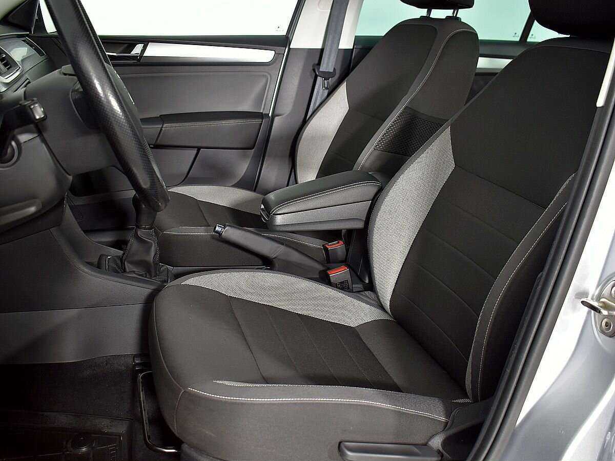 Б/У Шкода Рапид 2019 года. Фото: #5