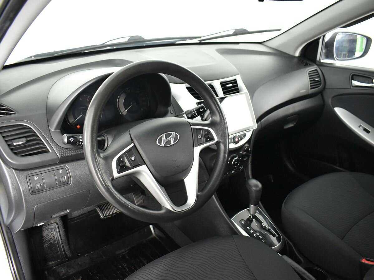 Б/У Хендай Солярис 2012 года. Фото: #6