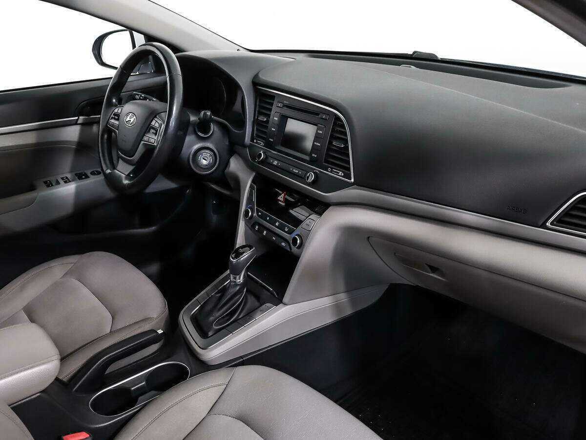 Б/У Хендай Елантра 2017 года. Фото: #10