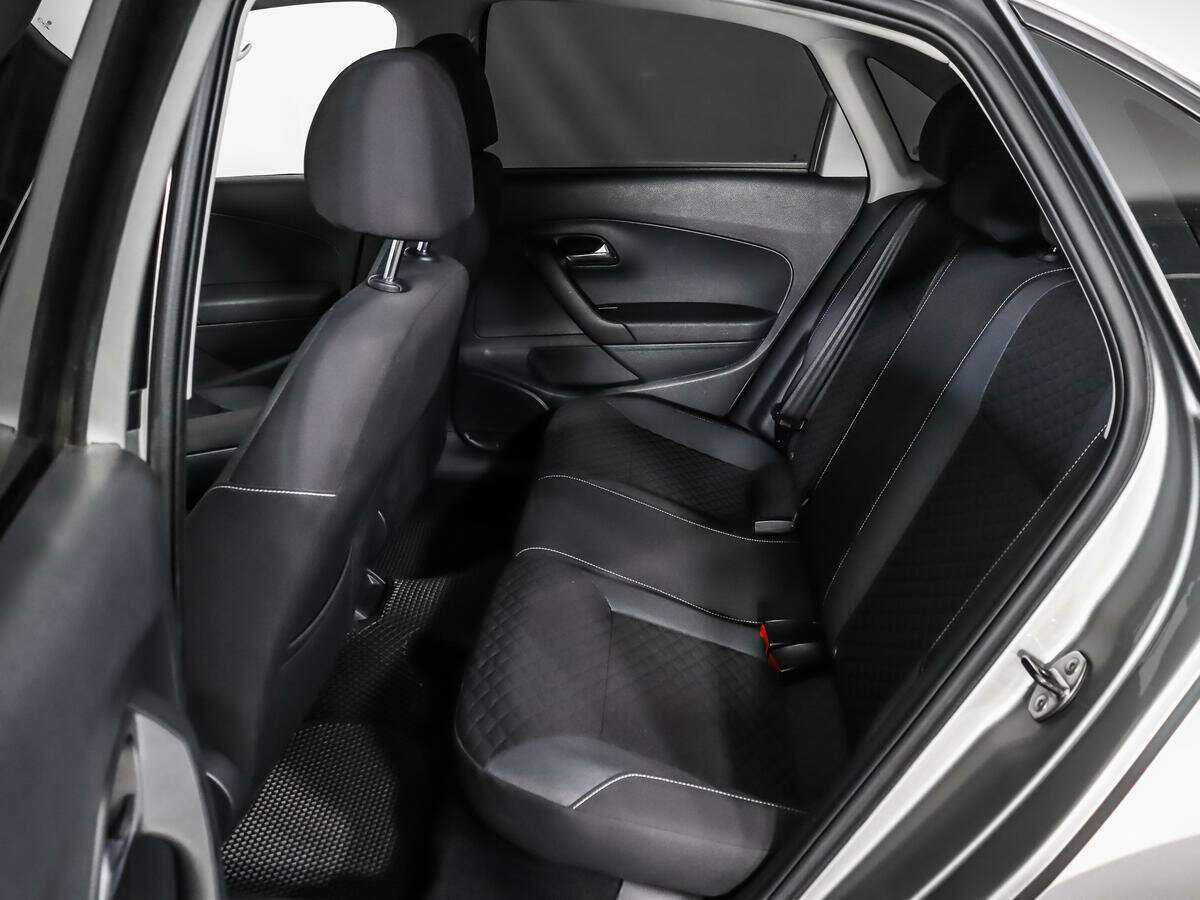 Б/У Фольксваген Поло 2018 года. Фото: #9