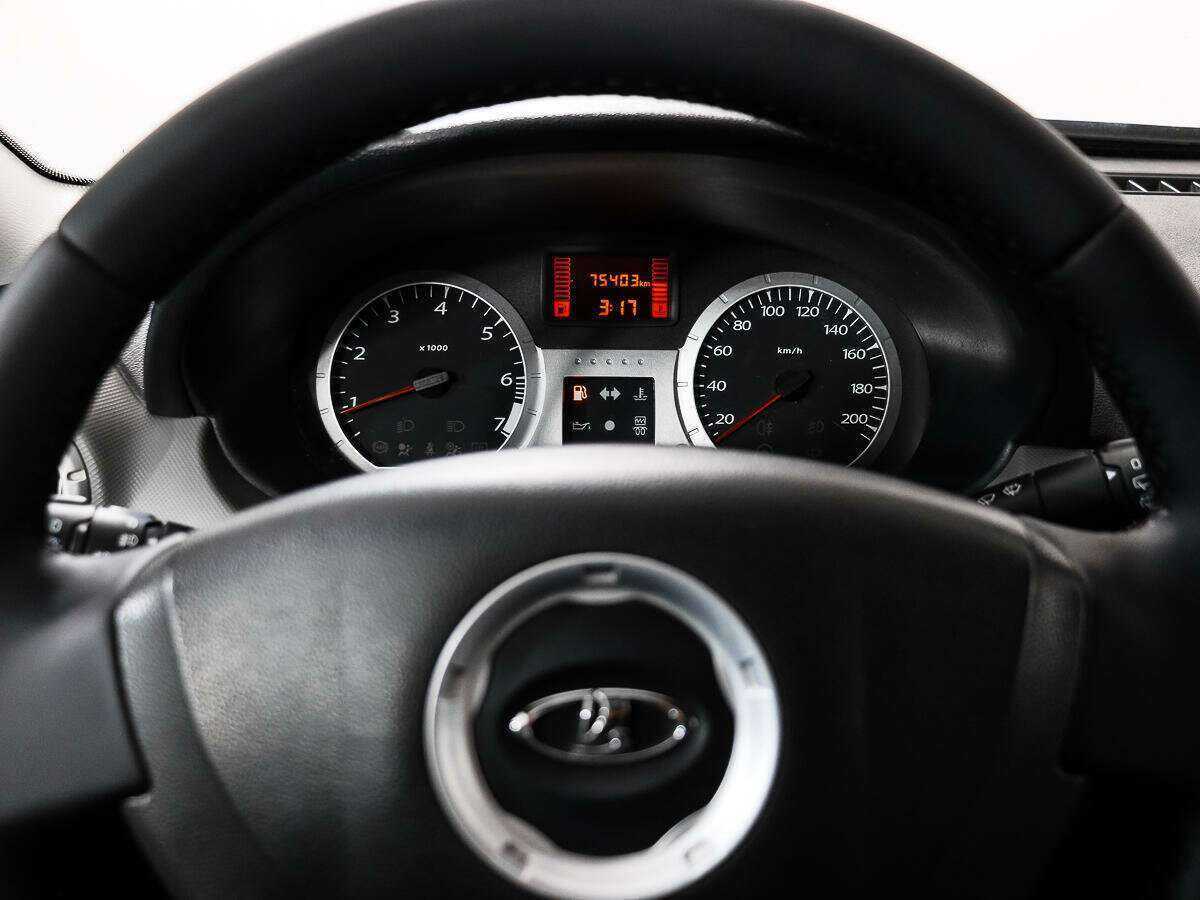 Б/У Лада (ВАЗ) Ларгус 2017 года. Фото: #13