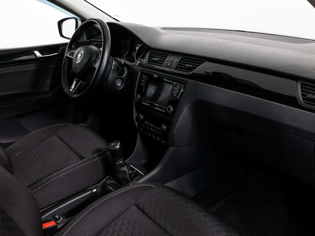 Б/У Шкода Рапид 2017 года. Фото: #7