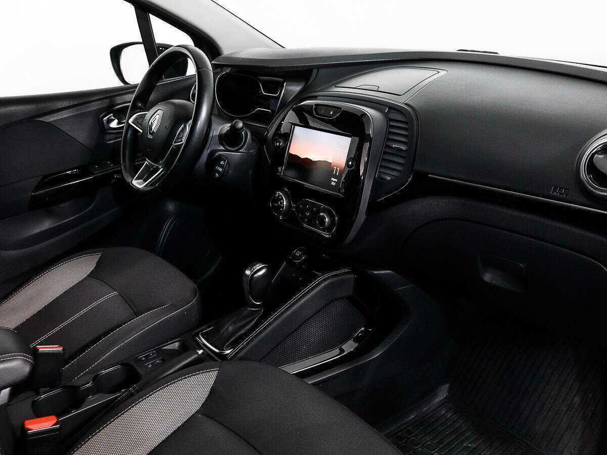 Б/У Рено Каптюр 2021 года. Фото: #11