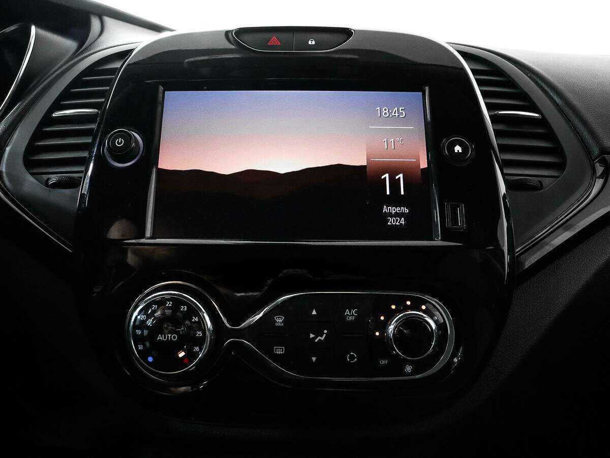 Б/У Рено Каптюр 2021 года. Фото: #13