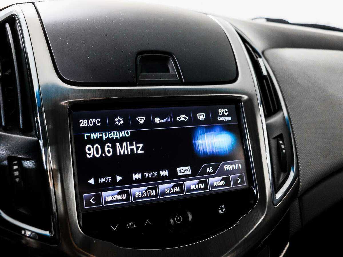 Б/У Шевроле Круз 2014 года. Фото: #12