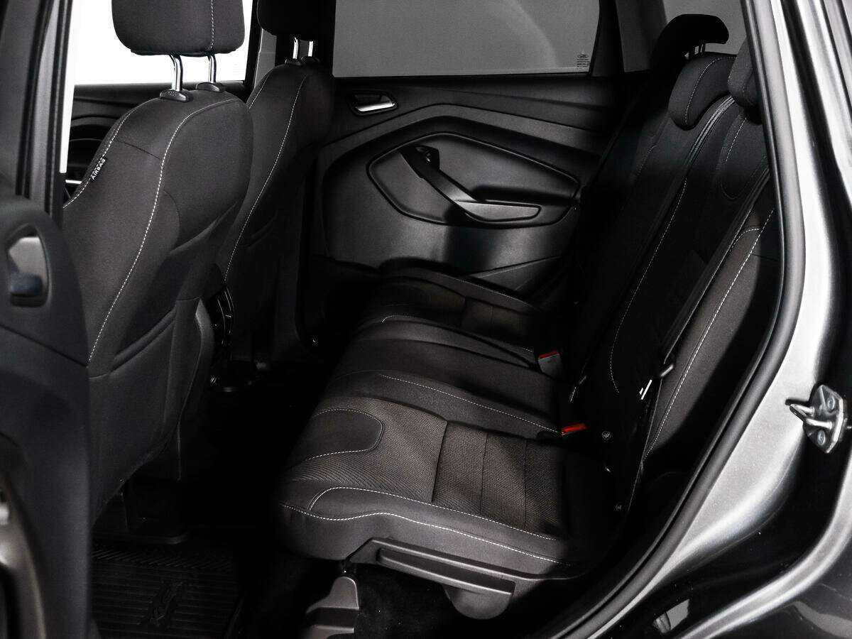 Б/У Форд Куга 2016 года. Фото: #10