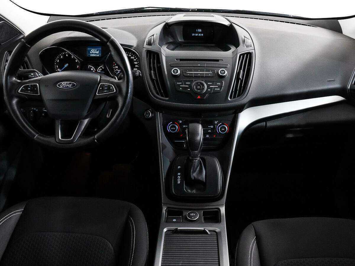 Б/У Форд Куга 2017 года. Фото: #12