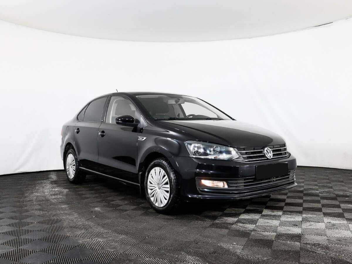 Б/У Фольксваген Поло 2016 года. Фото: #2