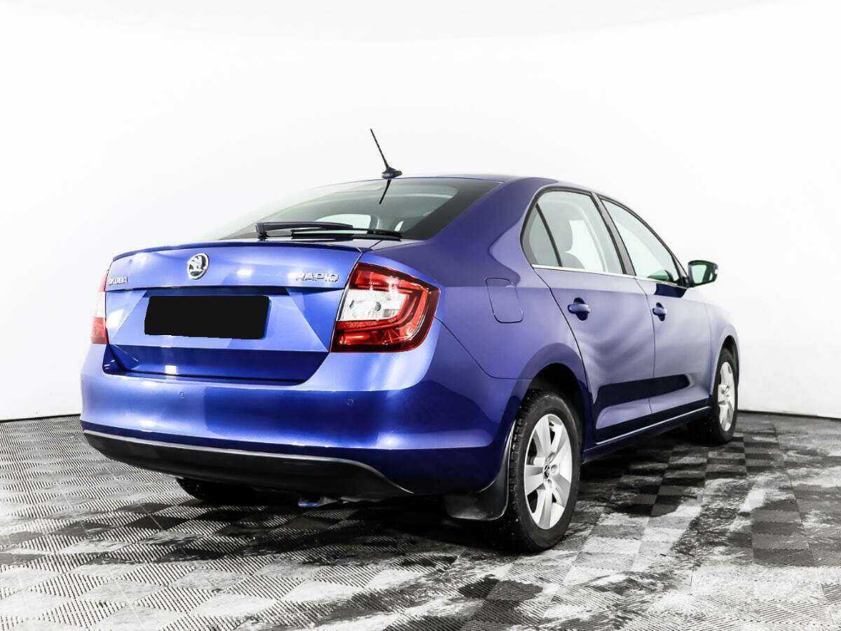 Б/У Шкода Рапид 2017 года. Фото: #4