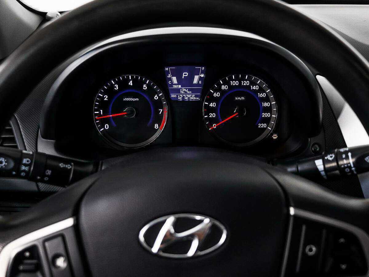 Б/У Хендай Солярис 2014 года. Фото: #13