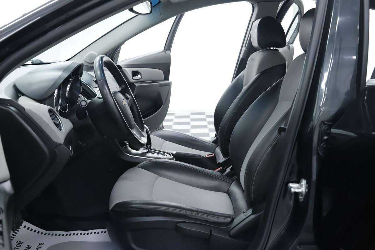 Б/У Шевроле Круз 2015 года. Фото: #6