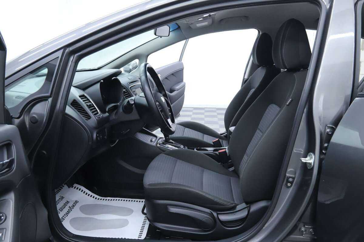 Б/У Киа Церато 2018 года. Фото: #6