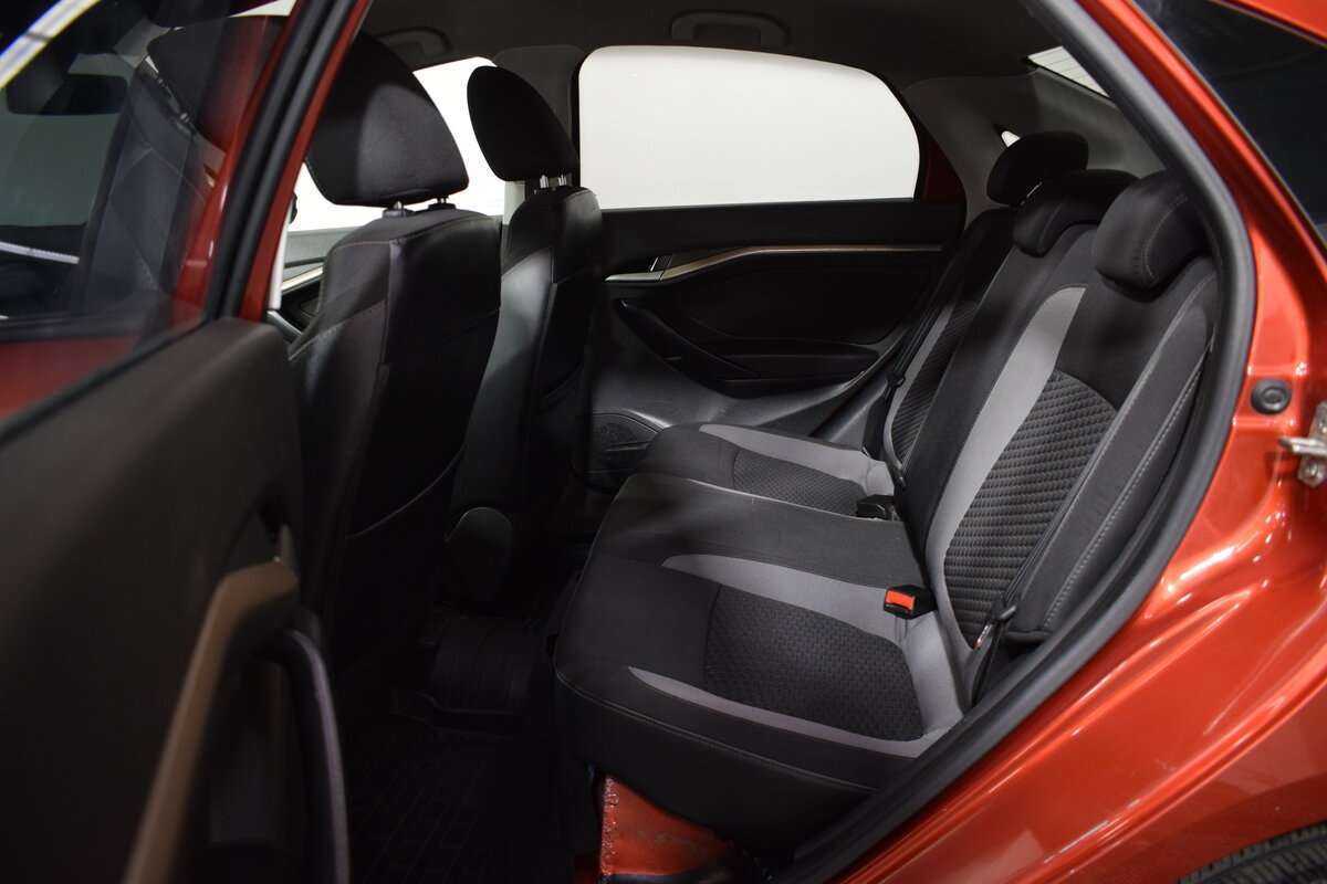 Б/У Лада (ВАЗ) Веста 2016 года. Фото: #9