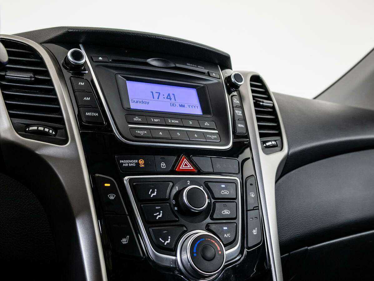 Б/У Хендай ай30 2016 года. Фото: #12