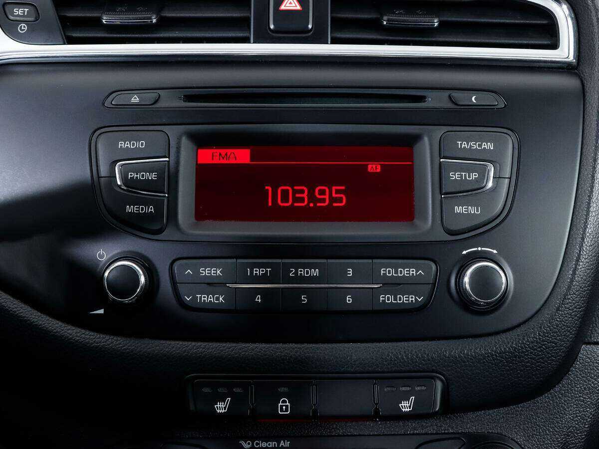 Б/У Киа Сид 2017 года. Фото: #11