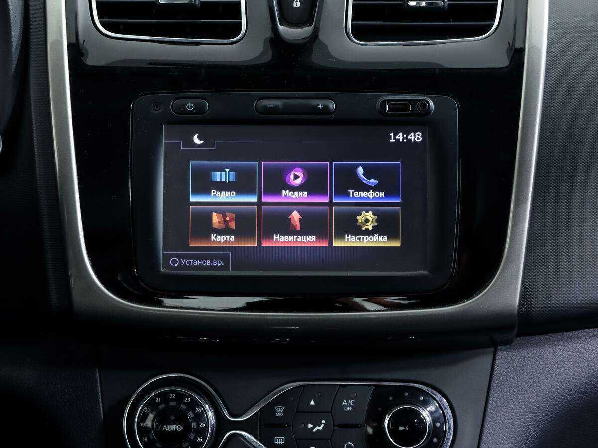 Б/У Рено Сандеро 2018 года. Фото: #13