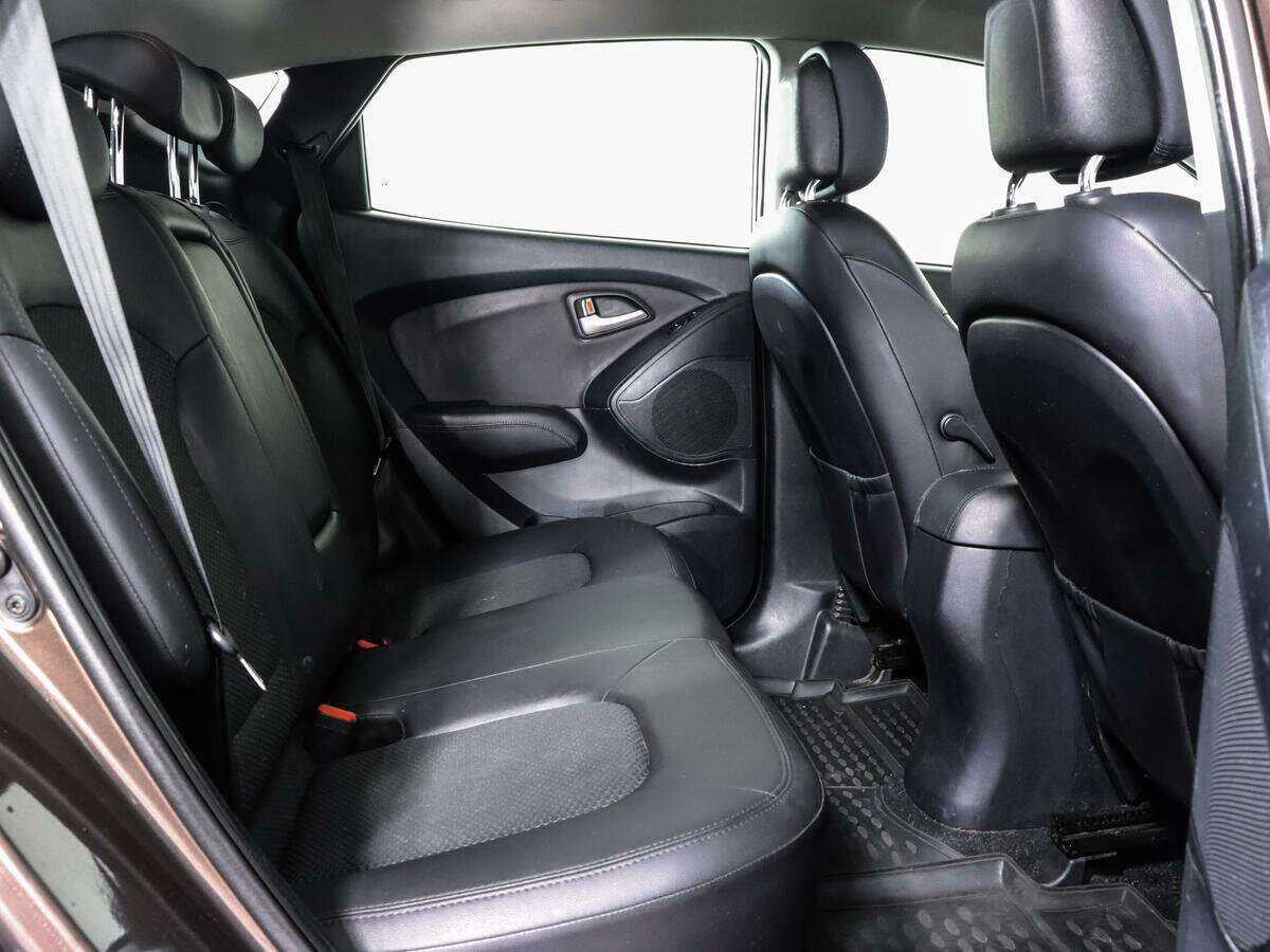 Б/У Хендай ай-икс35 2012 года. Фото: #9