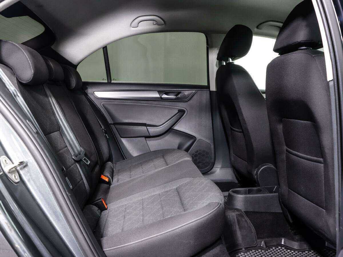 Б/У Фольксваген Поло 2020 года. Фото: #10