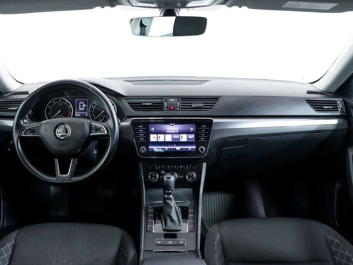 Б/У Шкода Суперб 2018 года. Фото: #7