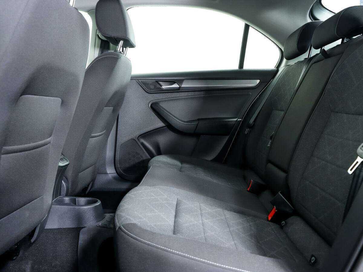 Б/У Фольксваген Поло 2022 года. Фото: #10