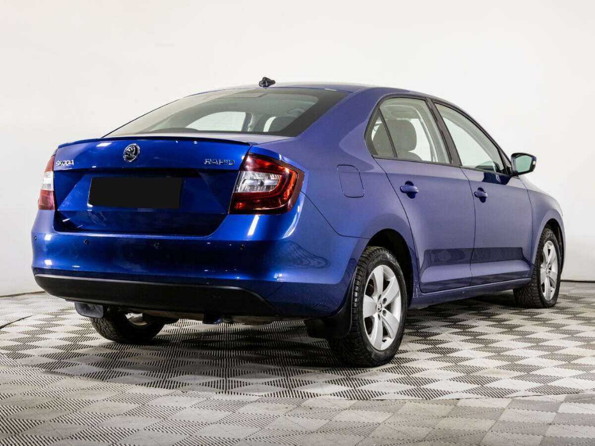 Б/У Шкода Рапид 2017 года. Фото: #4