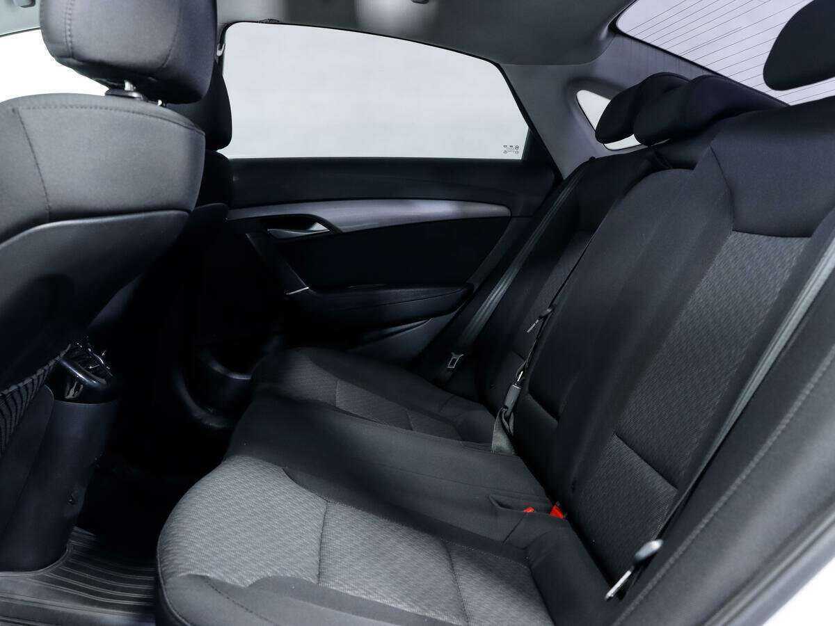 Б/У Хендай ай40 2013 года. Фото: #10