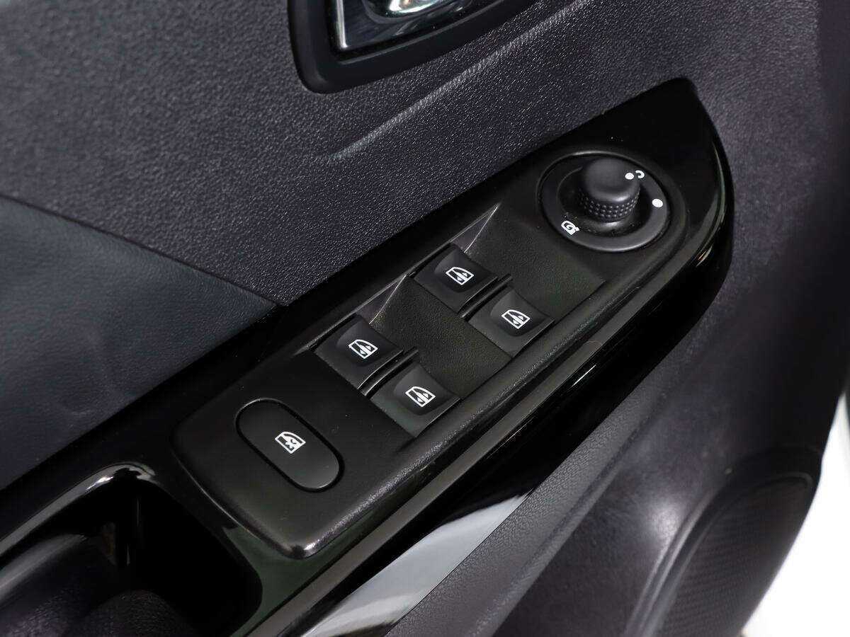 Б/У Рено Каптюр 2016 года. Фото: #13