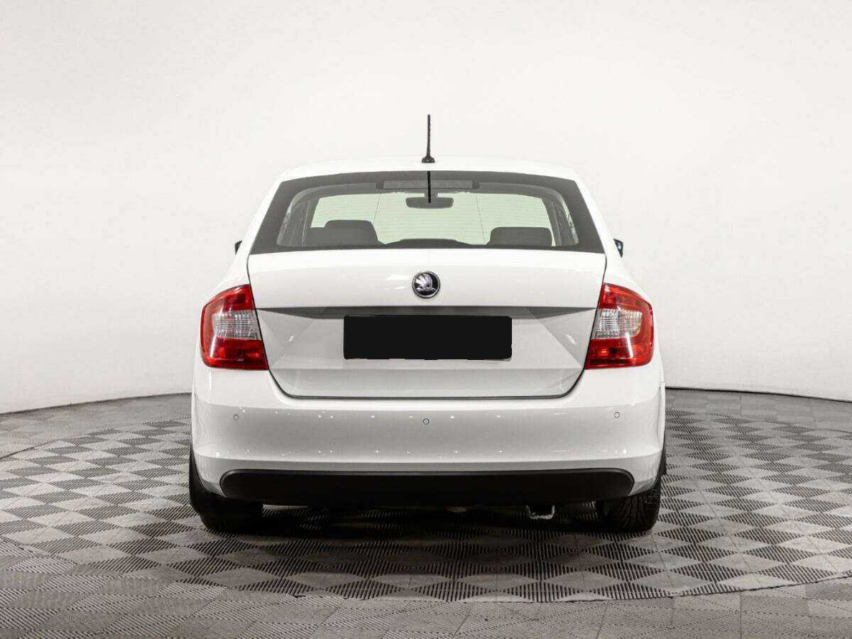 Б/У Шкода Рапид 2016 года. Фото: #5