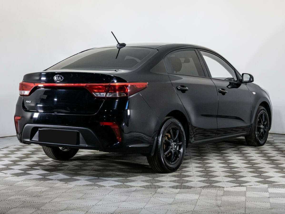 Б/У Киа Рио 2017 года. Фото: #4