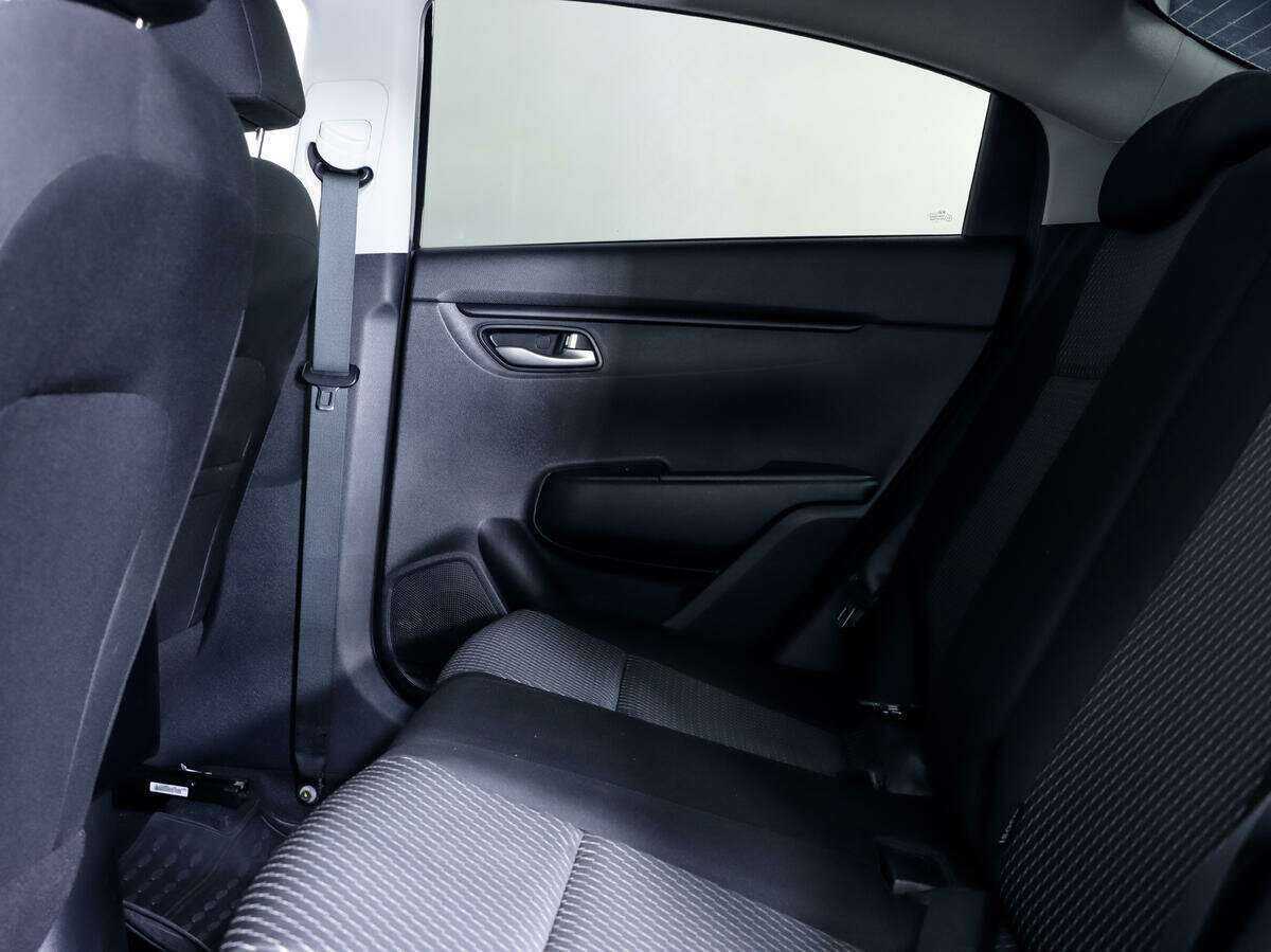 Б/У Киа Рио 2017 года. Фото: #10