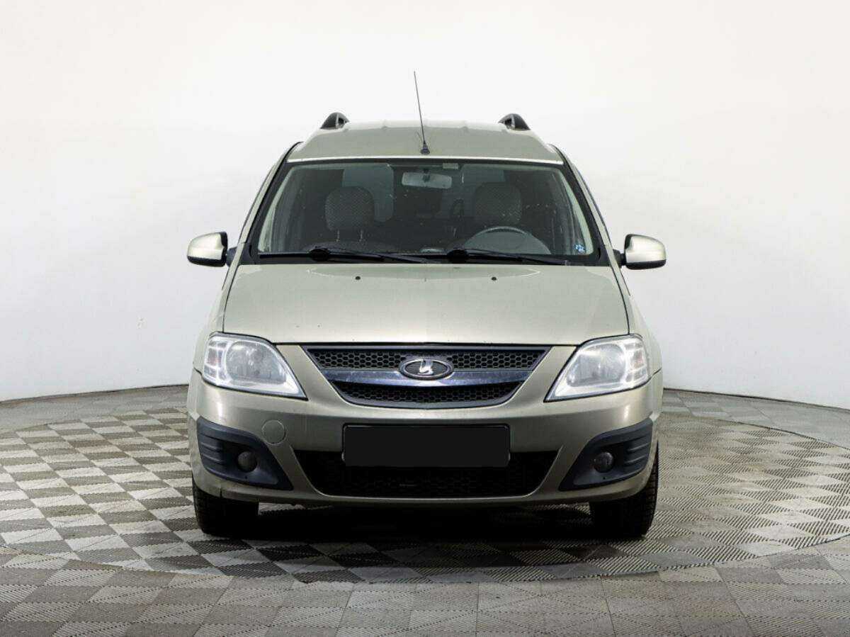 Б/У Лада (ВАЗ) Ларгус 2013 года. Фото: #1