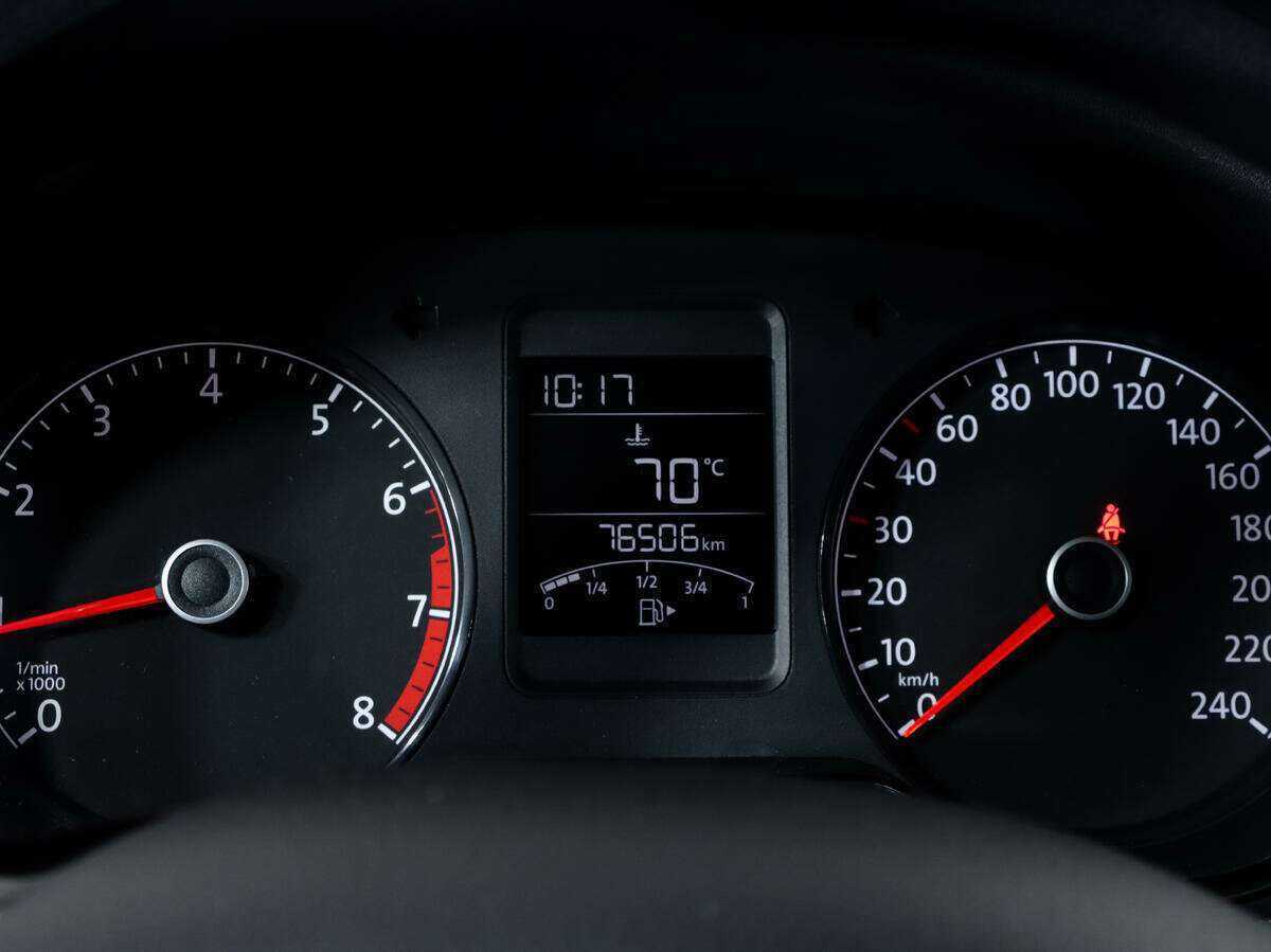 Б/У Фольксваген Поло 2016 года. Фото: #18