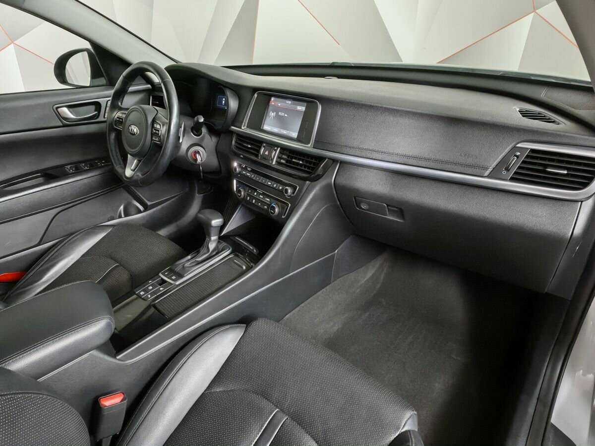 Б/У Киа Оптима 2017 года. Фото: #8