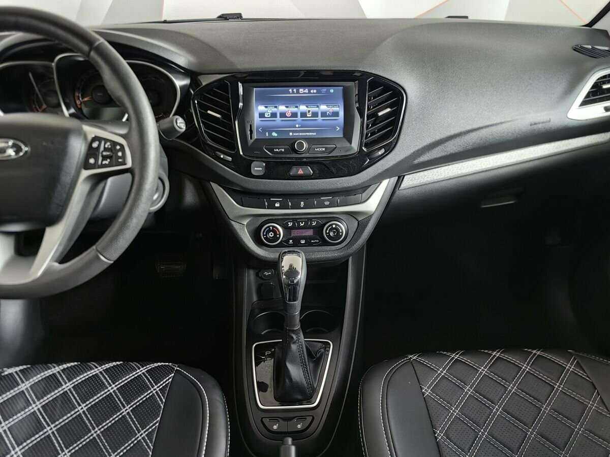 Б/У Лада (ВАЗ) Веста 2020 года. Фото: #10