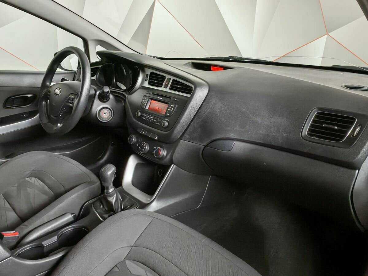 Б/У Киа Сид 2014 года. Фото: #8