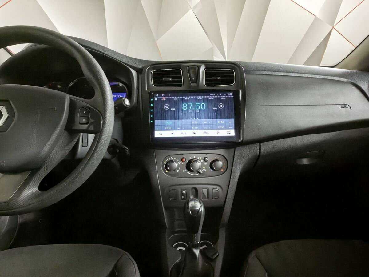 Б/У Рено Сандеро 2017 года. Фото: #10