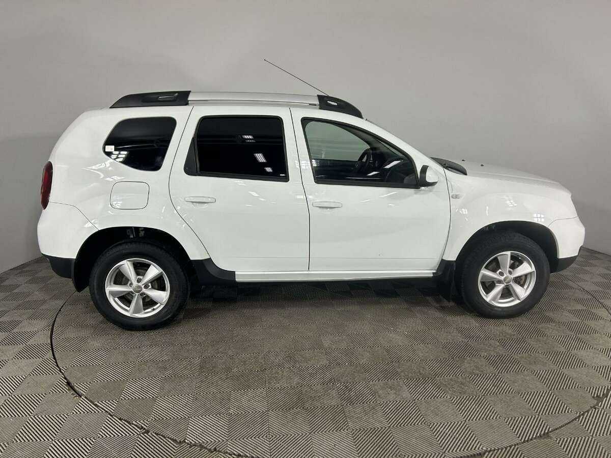 Б/У Рено Дастер 2017 года. Фото: #3