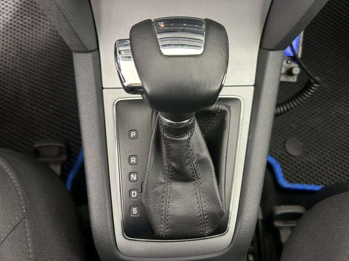 Б/У Шкода Октавия 2012 года. Фото: #12