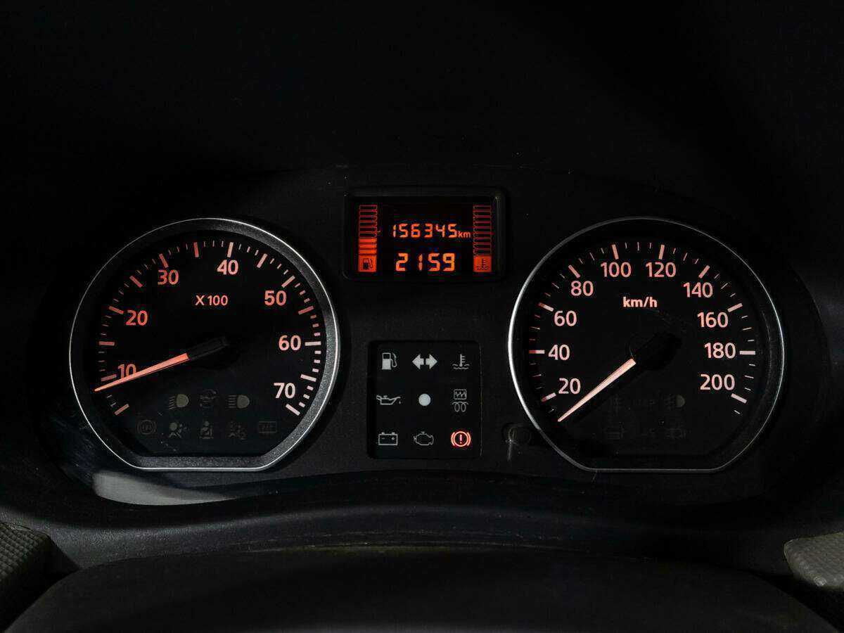 Б/У Лада (ВАЗ) Ларгус 2015 года. Фото: #10