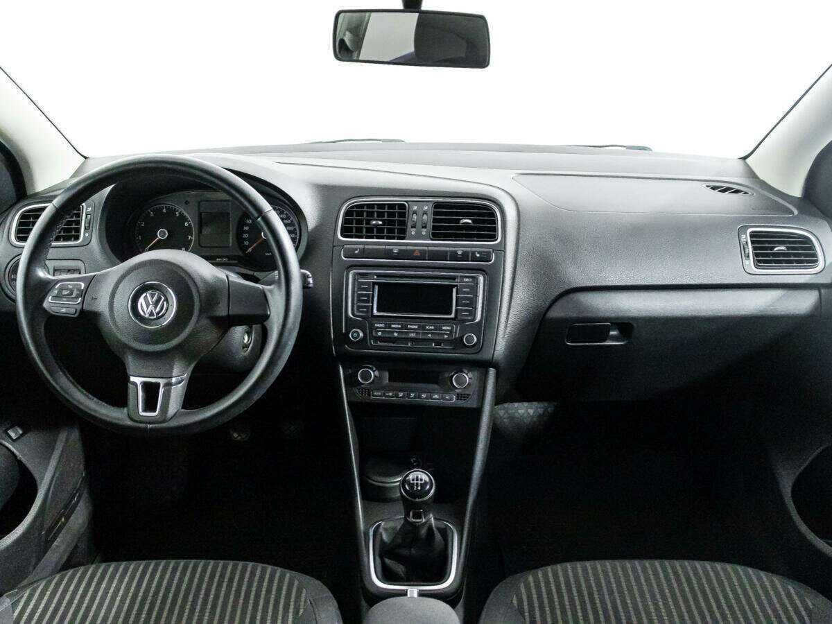 Б/У Фольксваген Поло 2014 года. Фото: #12