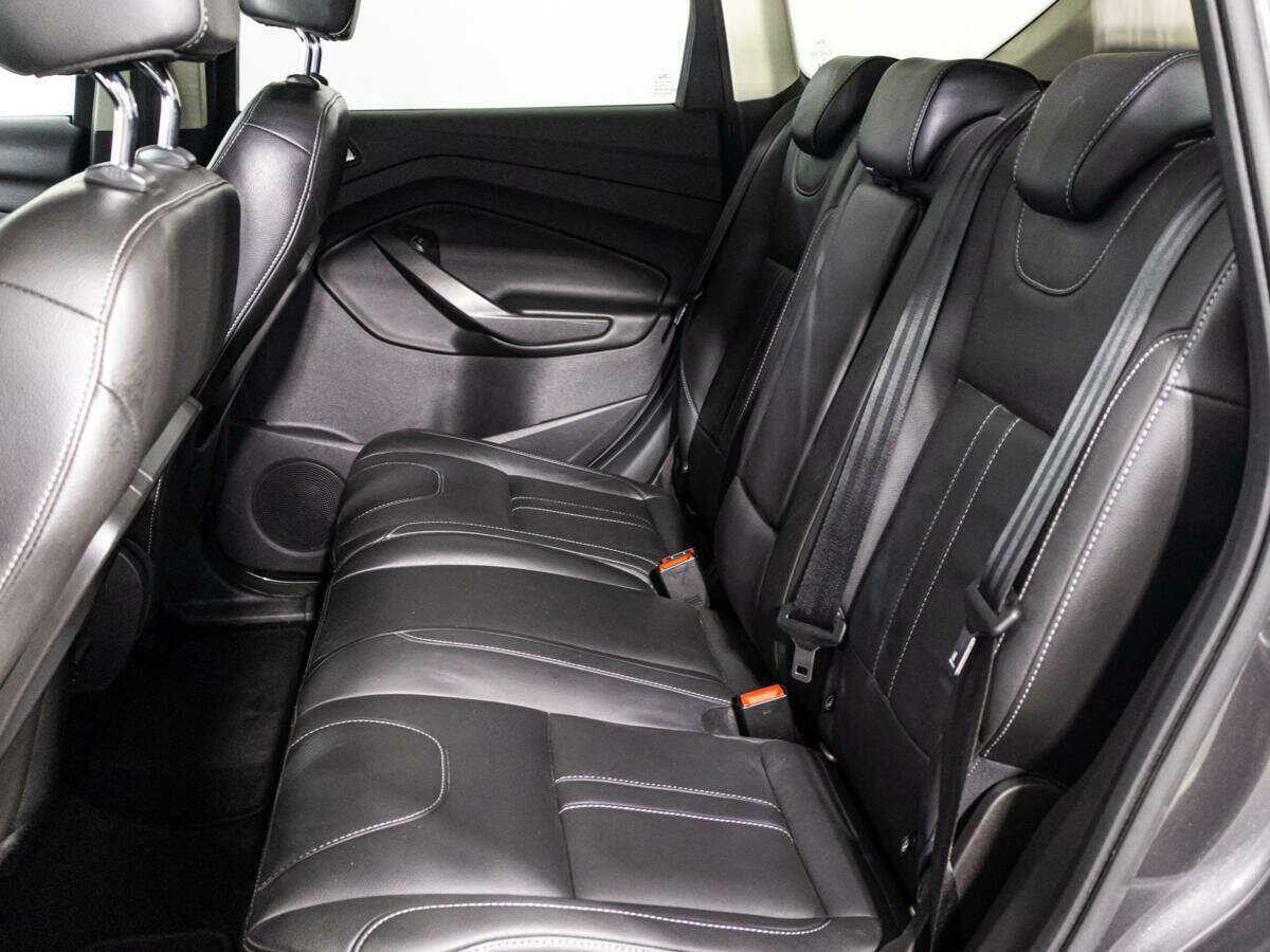 Б/У Форд Куга 2016 года. Фото: #9