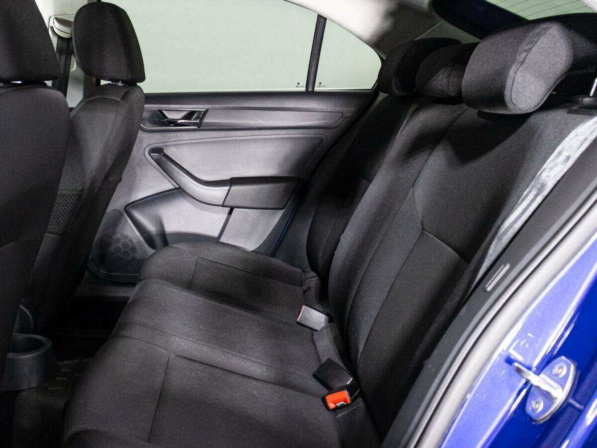 Б/У Шкода Рапид 2017 года. Фото: #8