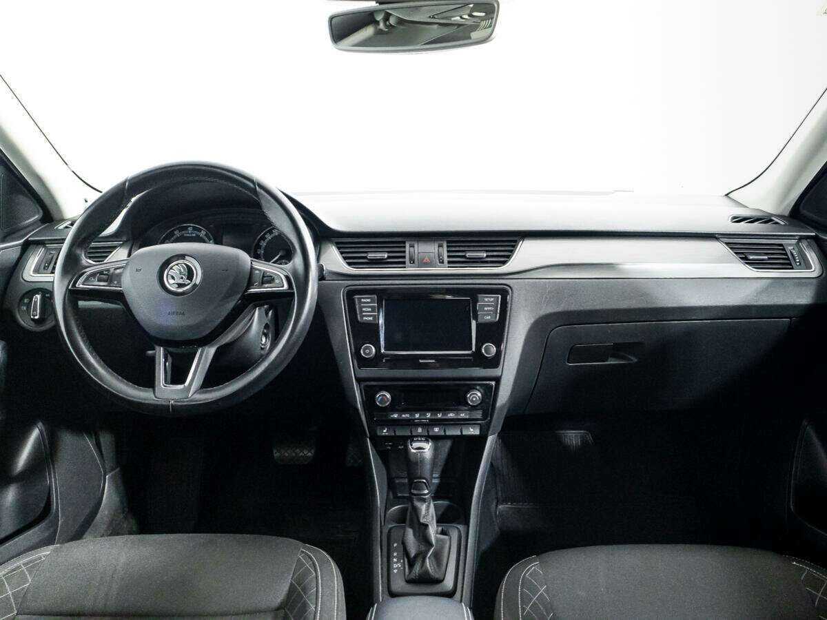 Б/У Шкода Рапид 2017 года. Фото: #12