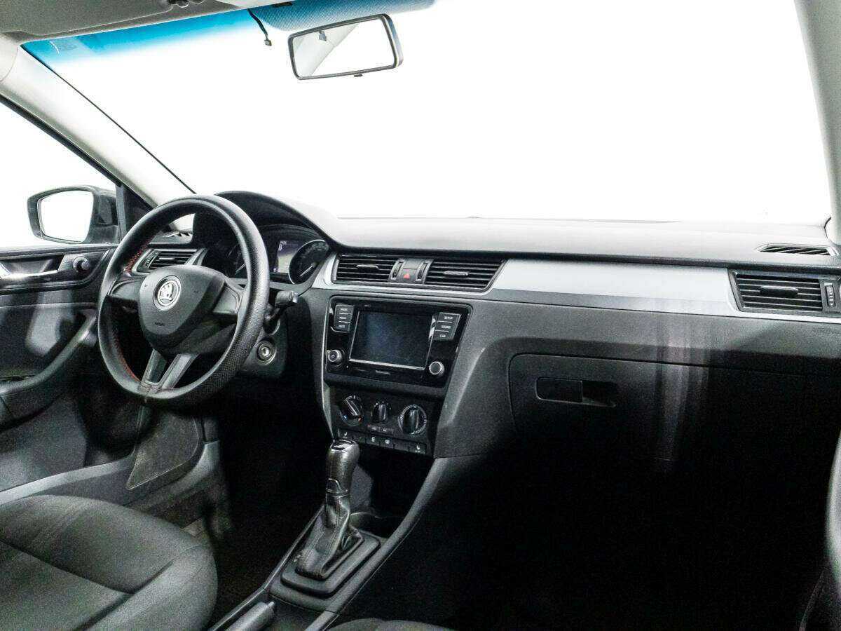 Б/У Шкода Рапид 2018 года. Фото: #8