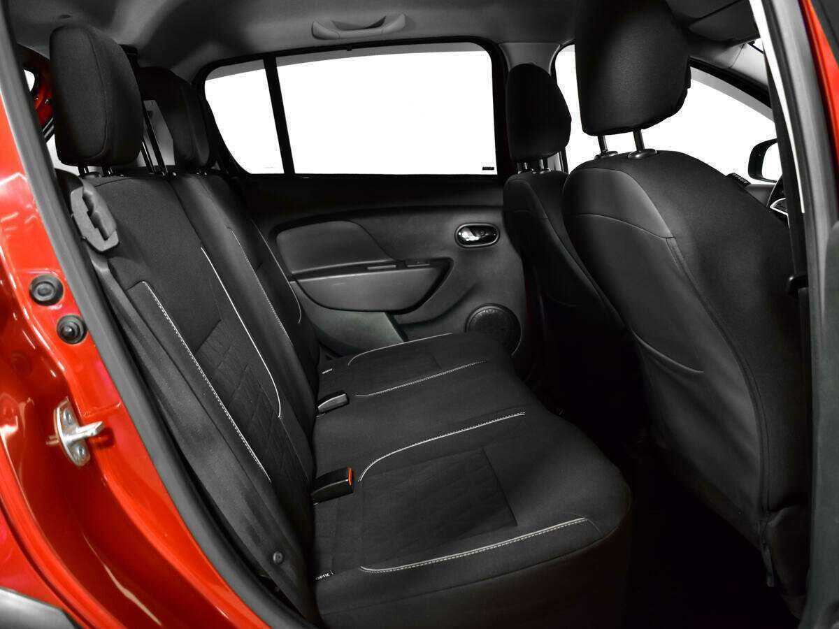 Б/У Рено Сандеро 2019 года. Фото: #9