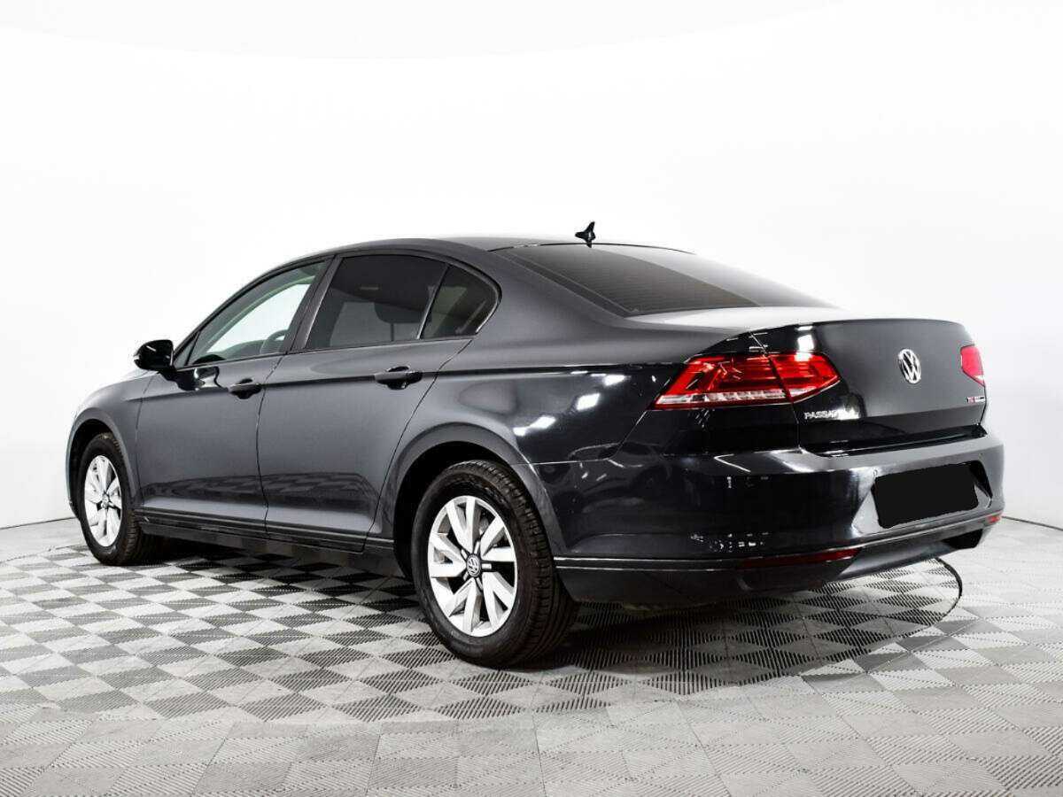 Б/У Фольксваген Пассат 2017 года. Фото: #6