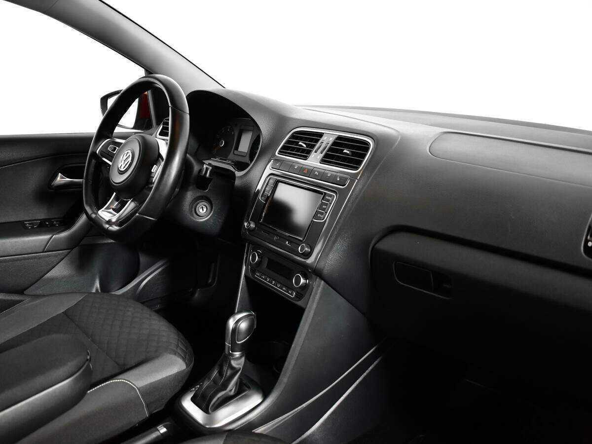 Б/У Фольксваген Поло 2018 года. Фото: #8